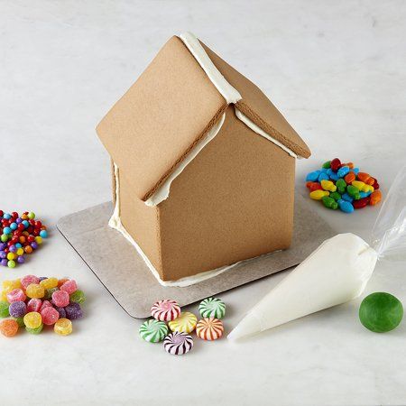 Gingerbread House Icing, Gingerbread House Kit, Homemade Gingerbread House, Gingerbread House Decorating, Cool Gingerbread Houses, Gingerbread House Recipe, Gingerbread House Template, Gingerbread House Parties, Make A Gingerbread House