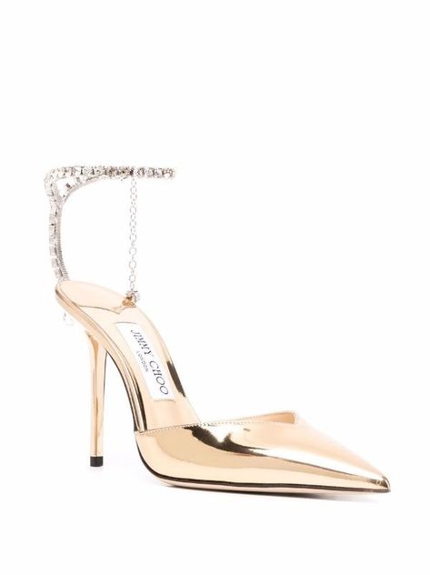 White And Gold Heels, Jimmy Choo Saeda, Heels Jimmy Choo, Reception Shoes, Jimmy Choo Gold, Insole Design, Fab Shoes, Elegant Shoes, Gold Heels