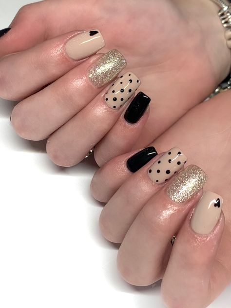 Polkadot Nailart, Nude Nails, Glitter, Nail Art, Nails, Beauty