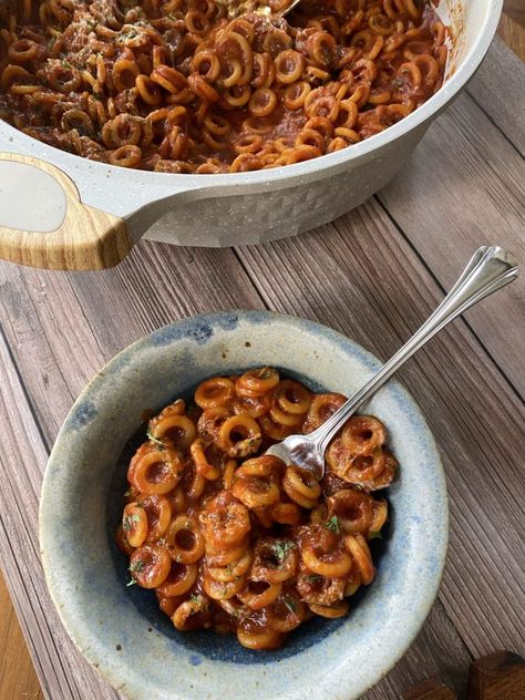 Homemade Spaghettio's - The Tipsy Housewife Spaghettios Ideas, Pasta Tomato Paste, Tipsy Housewife Recipes, Homemade Spaghettios, Fall Recipes Sides, Housewife Recipes, Pasta Entrees, Round Pasta, The Tipsy Housewife