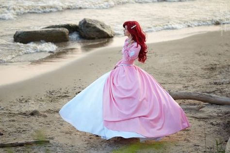 Ariel Dress Costume, Mermaid Aesthetics, Ariel Pink Dress, Cartoons Aesthetic, Ariel Pink, Bug Juice, Disney Outfits Women, Ariel Costumes, Ariel Cosplay