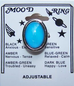 1975 - Mood Ring created by Joshua Reynolds. Rings reacted to changes in body temperature and purported to show a person’s present mood Mood Rings, Childhood Memories 70s, Mood Ring, Vintage Memory, Oldies But Goodies, I Remember When, Childhood Toys, 90s Kids, Golden Girls