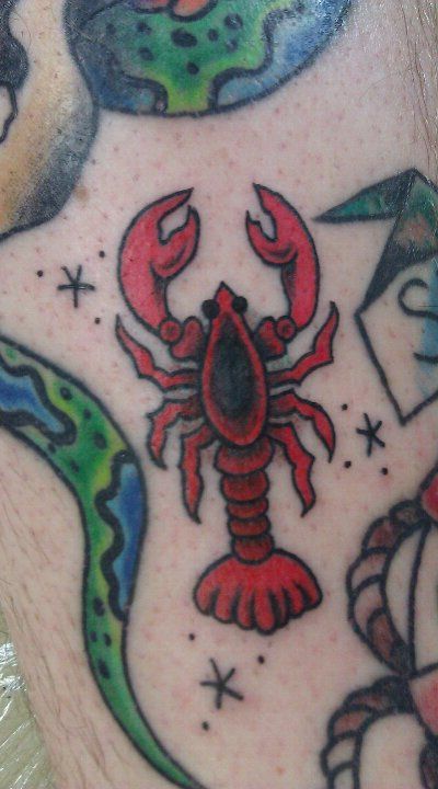 American Traditional Lobster Tattoo, Crawdad Tattoo, Lobster Tattoos, Louisiana Tattoo Ideas, Crawfish Tattoo, Shrimp Tattoo, Louisiana Tattoo, Sea Tattoos, Lobster Tattoo