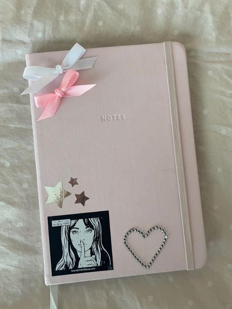 Pink Sketchbook Aesthetic, Wonyoungism Journal Ideas, Wonyoungism Journaling, Pink Journaling Aesthetic, Decorating My Journal, Wonyoungism Journal, Front Cover Journal Ideas, Pink Scrapbook Ideas, Pretty Journals Covers