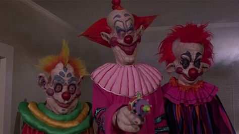 Killer Klowns From Outer Space, Creepy Clowns, Halloween Film, 80s Horror, Black Holes, Space Backgrounds, Creepy Clown, Movie Monsters, Space And Astronomy