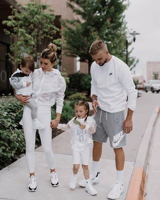 My crew. 🖤🖤 // Shared a bunch of activewear sales in the @liketoknow.it app including my Nike outfit! Shop my looks here: http://liketk.it/2Fwuv #liketkit @liketoknow.it #LTKunder100 #LTKunder50 #LTKfit Adidas Family Photoshoot, Fam Pics, Healthy Starbucks, Cella Jane, Nike Outfit, Goals Quotes, Moms Goals, Baby Mom, Couple Romance