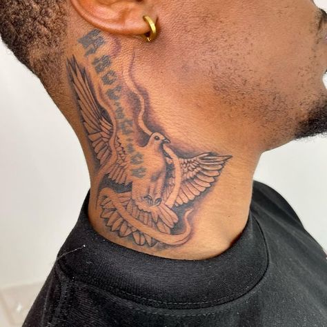 Simple Men Neck Tattoo, Mens Tatoos Ideas Neck, Rip Date Tattoo, Long Live Tattoo For Men Neck, Rip Tattoos For Men Neck, Hood Tattoo For Men Neck, Half Neck Tattoo Men, Neck Tattoos Men Side, Chosen One Tattoo Design