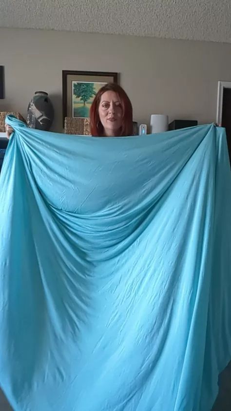 Dress Out Of Sheets Diy, Make A Dress From A Sheet, Clothes Made From Sheets, Sheet Dress Pattern, Bedsheet Dress Pattern, Sheet To Dress Diy, Dress Out Of Bed Sheet, Diy Dress From Bed Sheet, Dress From Sheets Diy