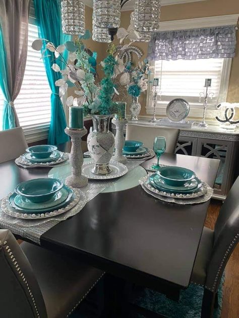 Teal Dining Room Ideas, Teal Decorating Ideas, Apartment Dining Room Decor, Turquoise Living Room, Beautiful Dining Room Decor, Turquoise Dining Room, Wallpaper Dining Room, Dining Room Teal, Wallpaper Dining