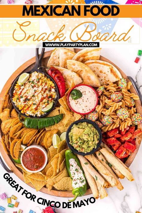 Mexican Charcuterie Board, Mexican Charcuterie, Mexican Finger Foods, Mexican Appetizers, Mexican Snacks, Charcuterie Inspiration, Snack Board, Party Food Platters, Charcuterie And Cheese Board