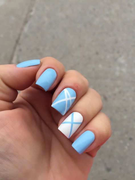 Nail Art With Blue And White, Blue Nd White Acrylic Nails, Cute Nails Acrylic Blue And White, White And Light Blue Nails Simple, Blue Nail With White Tip, Nail Art With Blue Polish, Summer Gel Nails Ideas Blue, Nail Art Designs Blue And White, Blue White Nails Short