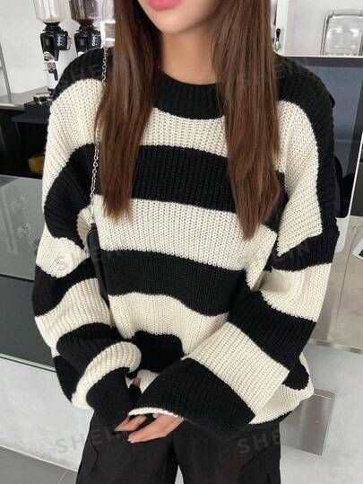 Black And White Striped Sweater Outfit, Long Sleeve Pullover Sweater, Drop Shoulder Sweaters, Shoulder Sweater, Knitwear Women, Outfits Casuales, Stripe Sweater, Long Sleeve Pullover, Plus Clothing