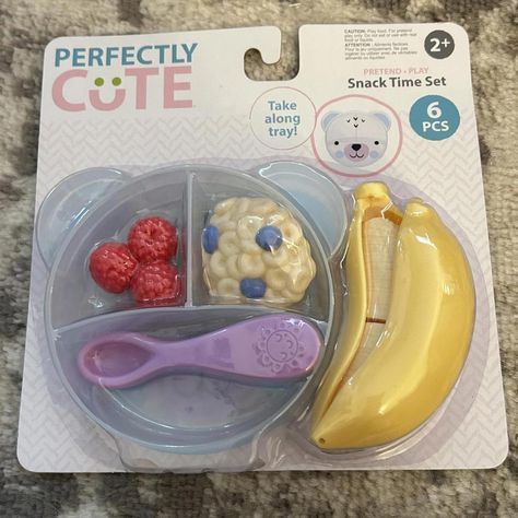 This Listing Is For A Baby Doll Accessory Snack Time Set. This Set Is Perfect For Your Little One's To Feed Their Baby Dolls. There Are Six Pieces In The Set. A Food Tray, A Lid, A Peelable Banana, Raspberries And A Spoon. It Is Made By Perfectly Cute. This Snack Set Is New Sealed Int He Original Package. It Comes From A Smoke Free Home. I Will Accept Reasonable Offers On Some Items. I Don’t Discount New Items.. And Will Not Take 50% Off Offers. Perfectly Cute Baby Doll Accessories, Perfectly Cute Toys, Baby Alive Stuff, Baby Doll Stuff, Baby Alive Food, Baby Doll Set, Best Christmas Toys, Cooking Toys, Baby Doll Nursery