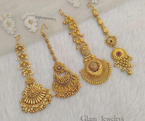 Mangteeka Designs Gold, Bridal Mangtika, Gold Nath, Tika Jewelry, Pretty Gold Necklaces, Mang Tika, Black Dessert, Simple Necklace Designs, Rajputi Jewellery