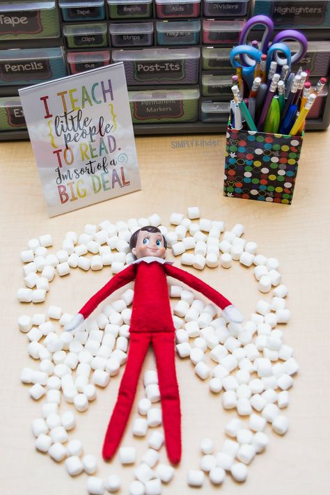 Marshmallow Elf On Shelf, Elf Ideas With Marshmallows, Elf And Marshmallows, Elf On Shelf Marshmallow Ideas, Elf On The Shelf Ideas Marshmallows, Elf On The Shelf With Marshmallows, First Year Elf On The Shelf, Elf On The Shelf Ideas First Time, Elf On The Shelf Ideas With Marshmallows