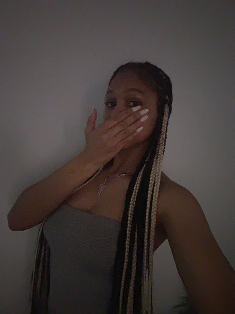 Braided Hairstyles Blonde And Black, Black Brown And Blonde Knotless Braids, Blonde Peakaboo Braids, Brown Blonde And Black Braids, Blonde Brown And Black Knotless Braids, Blond Peekaboo Braids, Peek A Boo Box Braids Blonde, Peakaboobraids Black And Blonde, Black And White Knotless Braids