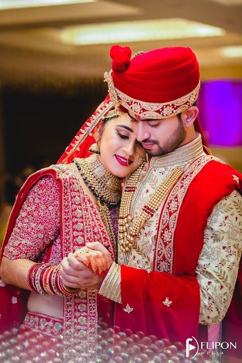 Photo By FlipOn Media - Photographers Shadi Clouseup Photo, Best Couples Photo, Marriage Couple Photo, Indian Wedding Photo Poses, Dulha Dulhan Ke Couple Photo, Merej Photo Kapal, Wedding Closeup Photo, Caples Photo Wedding Indian, Dulhan Ka Photo