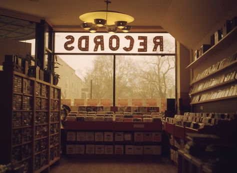 Watch a new documentary profiling US record store owners Vinyl Store, Mrs Maisel, Store Owner, Night Pictures, Record Shop, Vintage Records, Music Aesthetic, Music Store, Record Store