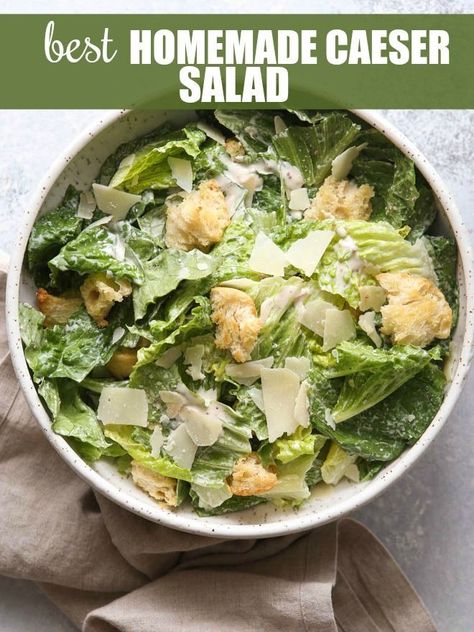 Sauce Cesar, Homemade Caesar Salad, Homemade Caesar, Vegan Caesar Salad, Vegan Caesar, Classic Caesar Salad, Caesar Salad Recipe, Caesar Salad Dressing, Croutons Homemade