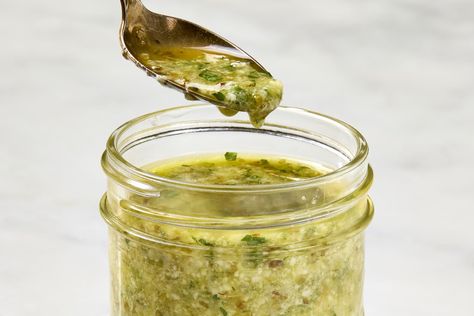 Dill Vinaigrette, Homemade Ingredients, Homemade Dressings, Parmesan Salad, Savory Tarts, Homemade Italian Dressing, Salad Inspiration, Salmon Potato, Lunch Appetizers