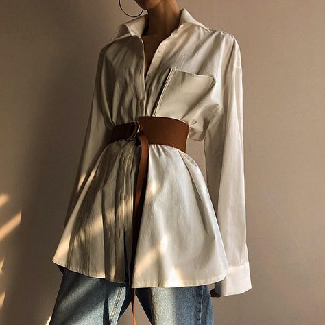 Shirt And Belt Outfit, Oversized Shirt With Belt, Shirt With Belt, Looks Hippie, Belt Outfit, Ethno Style, Oversize Shirt, Outfit Trends, Dressy Outfits