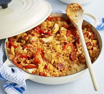 Chicken & chorizo jambalaya Chicken Jambalaya, Chicken And Chorizo, Chicken Chorizo, Chorizo Recipes, Jambalaya Recipe, Fodmap Recipes, Bbc Good Food Recipes, Jambalaya, Yum Yum Chicken