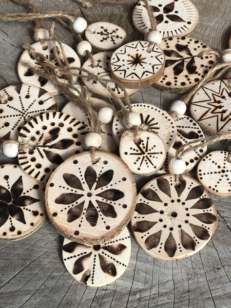 Wood Burned Christmas Ornament Set of 3 5 10 15 or 20 - Etsy Australia Christmas Wood Burning Ornaments, Pyrography Christmas Ornaments, Wood Burn Christmas Ornaments, Wood Burn Ornaments, Wood Burning Christmas Ornaments, Wood Burning Gifts, Wood Burned Coasters, Wood Burned Christmas, Yule Celebration