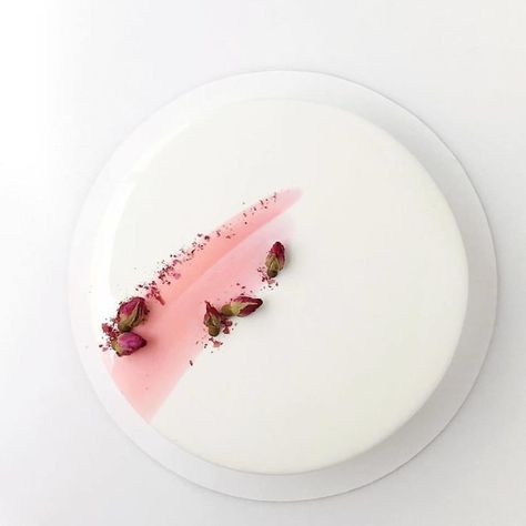 Mousse Cakes, Mirror Glaze Cake, Mirror Cake, Pastel Cakes, Simple Cake Designs, Mini Cakes Birthday, Creative Birthday Cakes, Simple Birthday Cake, Cake Online