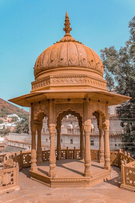 Alwar Rajasthan, Temple India, Indian Temple Architecture, India Architecture, Ancient Indian Architecture, Mughal Architecture, Temple Design For Home, Arsitektur Masjid, Diamond Wallpaper