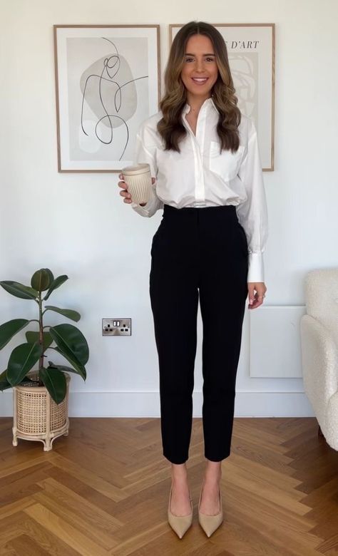 Aesthetic Office, Job Interview Outfit, Interview Outfits Women, Winter Office, Outfits Minimalist, Look Office, Business Attire Women, Lawyer Outfit, Trendy Office