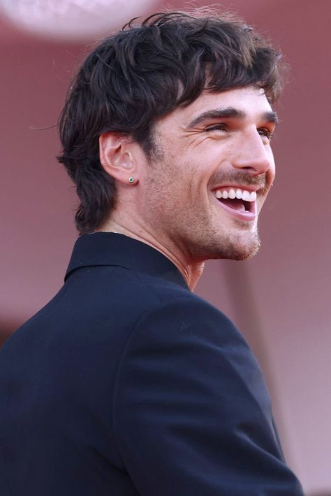 Jacob Elordi | "Priscilla" Red Carpet at the 80th Venice International Film Festival in Venice, Italy | September 04, 2023 Jacob Elordi Venice Film Festival, Jacob Elordi 2023, Jacob Elordi Red Carpet, Jacob Elordi Mustache, Jacob Elordi Haircut, Jacob Elordi Mullet, Jacob Elordi Priscilla, Jacob Elordi Long Hair, Jacob Elordi Hair