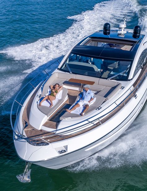 Yatch Boat Luxury, Yatch Boat Aesthetic, Luxury Boats Yachts, Yacht Aesthetic, Yachts Girl, Big Boat, Yatch Boat, Best Yachts, Luxury Boats