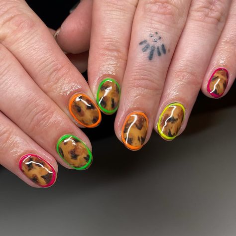 Tortoise Nails, Tortoise Shell Nails, Shell Nails, York Outfits, Nails Neon, G Nails, New York Outfits, Summery Nails, Glass Nails