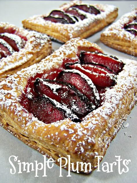 Olla-Podrida: Simple Plum Tarts Plum Tarts, Plum Recipe, Plum Dessert, Plum Tart, Vanilla Pod, Plum Recipes, Torte Recipe, Tart Baking, Frozen Puff Pastry