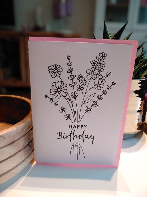 Surprise group birthday card for colleage Diy Mum Birthday Card, Flower Bday Cards, Cute Birthday Card For Friend, Cute Birthday Cards Handmade, Happy Birthday Card Handmade, Flower Birthday Card Ideas, Best Friend Cards Birthday, Mom Birthday Card Diy, Cute Birthday Card Diy