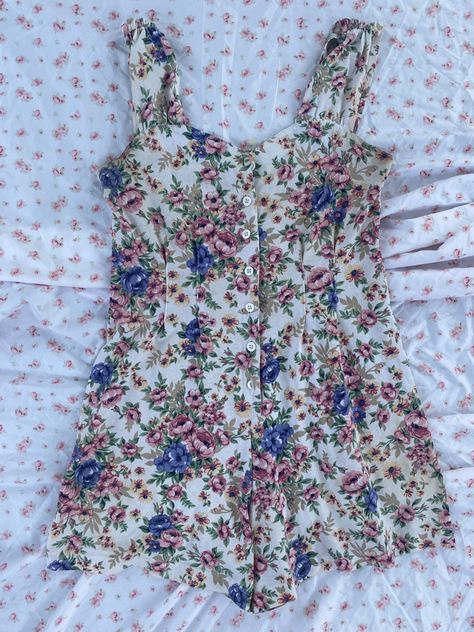 vintage 90's hana romper 90s Romper Outfits, Aesthetic Romper, 80s Romper, Cute Jumpsuits, Romantic Clothes, Fashion Thoughts, Denim Short Jumpsuit, Jean Romper, Coquette Fashion