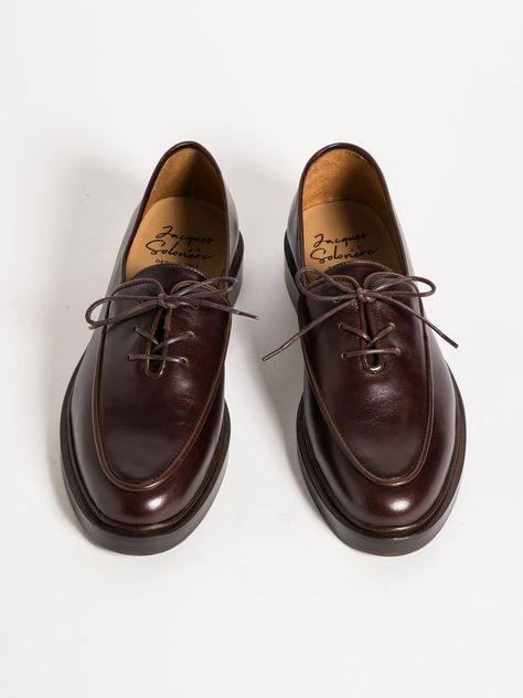 Shop our collection of comfortable and stylish . Perfect for everyday wear, these shoes are made with sustainable materials and ethically-sourced leather. #ecofriendly #sustainable 80s Shoes Men, Mens Fall Shoes, Men’s Loafers, Classic Shoes For Men, Brown Loafers Men, Derby Shoes Men, Leather Bags For Men, Mens Shoes Casual, Mens Loafer