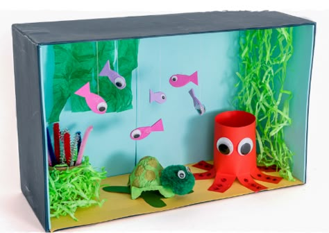 Craft Fish Tank, Sea Creatures Art And Craft, Under The Sea Box Project, Under The Sea Shoe Box Project, Aquarium Craft Ideas, Shoe Box Aquarium, Octopus Diorama, Homemade Aquarium, Kids Aquarium