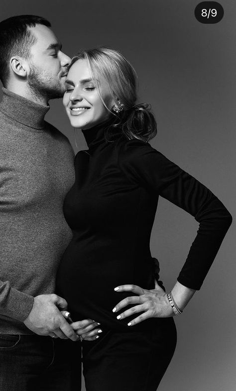 Maternity Photo Shoot Black And White, Black Turtleneck Maternity Photo, Black Turtle Neck Maternity Shoot, Gender Neutral Newborn Photography, 2023 Maternity Photos, Pregnant Studio Photoshoot, Classy Maternity Photos, Pregnant Dinner Outfits, Classy Maternity Shoot Couple