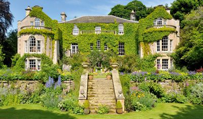 Laws House Duns, Berwickshire, Scotland Movie Moodboard, Scotland Cottage, Edwardian Homes, Beautiful Mansions, Victorian Greenhouses, Scottish House, Fantasy Dream, English Houses, Ivy Wall