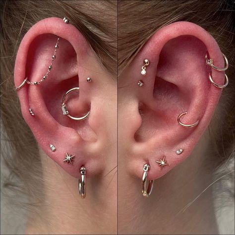 All rose gold for Jessica. We did a styling on her left ear back in 2021, and yesterday she came back to work on her right ear. We switched… | Instagram Hidden Ear Piercings, Ear Piercing Set Up, Ear Mapping Piercing, Ear Constellation Piercings, Constellation Ear Piercings, Ear Curation Ideas, Ear Piercing Curation, Piercing Curation, Multiple Piercings Earrings