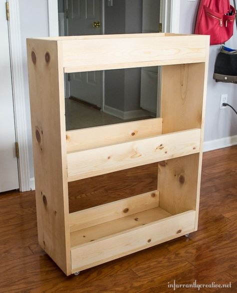 DIY-rolling-cart Great storage idea for in-between spaces. Thinking of modifying to store baking pans and Pyrex vertically. Rolling Laundry Cart, Built In Lockers, Laundry Room Storage Shelves, Room Storage Diy, Laundry Cart, Laundry Room Shelves, Laundry Room Renovation, Laundry Decor, Laundry Room Diy