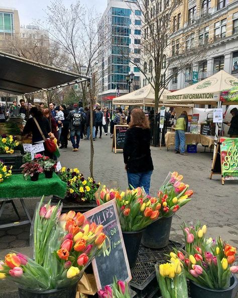 Union Square   Green market  NYC Nyc Farmers Market, Happy Medium Nyc, Nyc In March, Walkable Cities, Union Square Nyc, Spring Nyc, Nyc Dream, Nyc March, Green Market