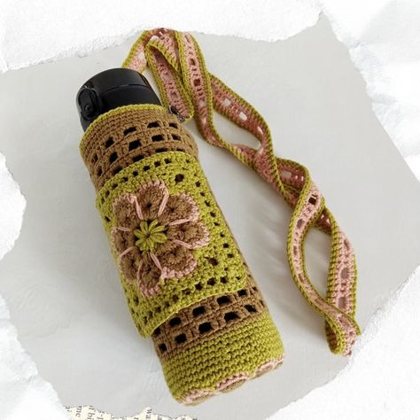 Crochet water bottle holder