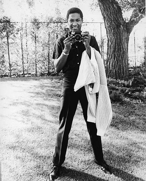 Holding A Camera, Black Musicians, Sam Cooke, Soul Singers, Love Sam, Classic Camera, Black Music, I Love Music, Soul Music