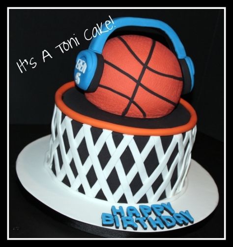 I like the idea of the basket and ball Basketball Birthday Cake, Basketball Theme Birthday, Birthday Plans, Basketball Birthday Parties, Basketball Cake, Sport Cakes, Basketball Birthday, Wedding Cake Recipe, Oreo Truffles