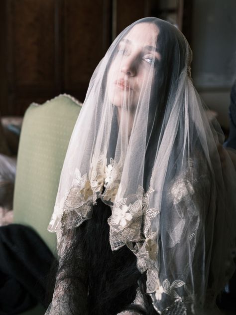 The Bride Wore Vintage John Galliano for a Halloween Wedding at Belvoir Castle | Vogue Goth Bride Aesthetic, Tish Weinstock, Ivy Getty, Victorian Gothic Wedding, For Wedding Hairstyles, Belvoir Castle, Punk Wedding, Adwoa Aboah, Swan Wedding