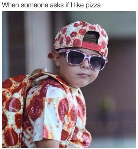 Funny Pizza Pictures, Pizza Meme, Pizza Pictures, I Like Pizza, When Your Crush, Pizza Funny, Flirting Moves, Kid Memes, Pizza Pasta