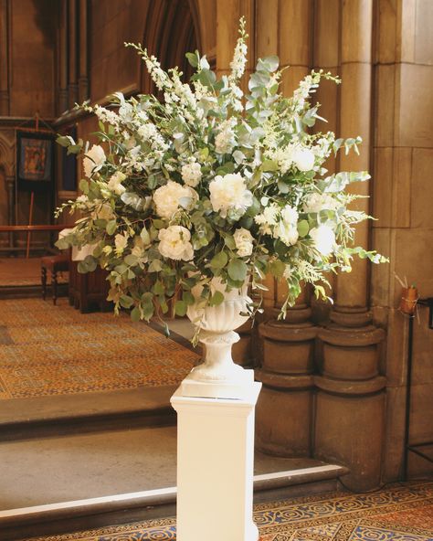 Large Urn Arrangement, Large Flower Arrangements For Church Pedestal, Flower Display Wedding, Floral Altar Arrangement, Pedestal Wedding Flowers, Large Urn Floral Arrangements, Church Florals Wedding, Wedding Flower Urns, Alter Flower Arrangements Wedding