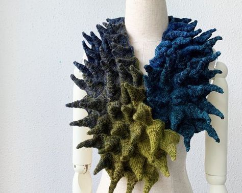 Knit a Gorgeous Statement Scarf, This Is Wearable Art Designed By Cate Carter-Evans & The Pattern Is FREE! | KnitHacker Octopus Knitting Pattern, Octopus Knitting, Statement Scarf, Gradient Yarns, Shawl Knitting Patterns, Knit In The Round, Garter Stitch, Free Knitting Pattern, Yarn Needle